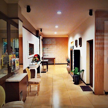 Hotel C3 세마랑 외부 사진
