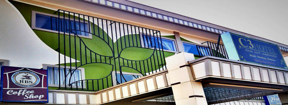 Hotel C3 세마랑 외부 사진